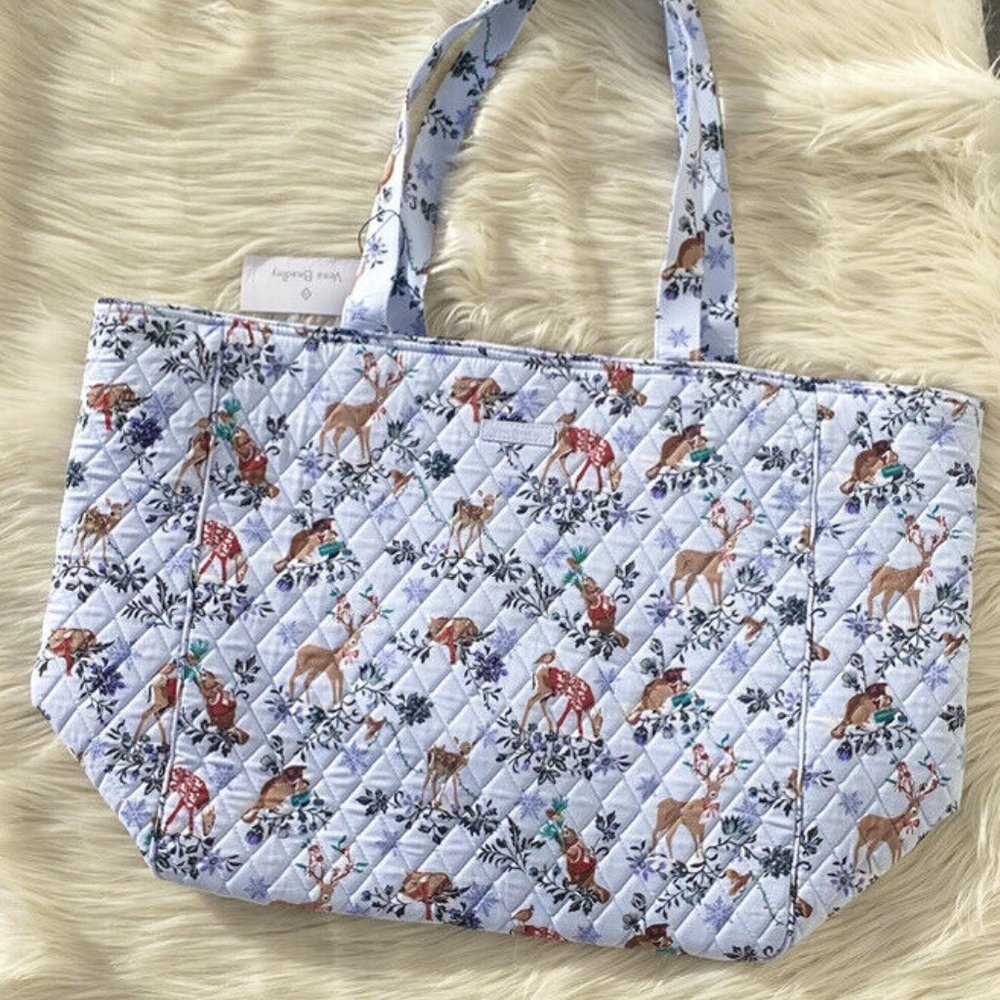 Vera Bradley GRAND Tote In Merry Mischief Snowy Day NEW